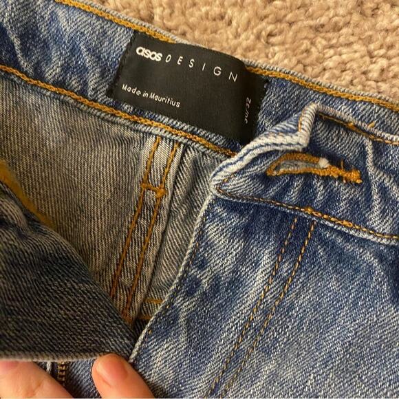 Asos Jeans denim Straight leg Rip Knee tapered straight boyfriend Denim SZ 30x32 - Picture 5 of 6